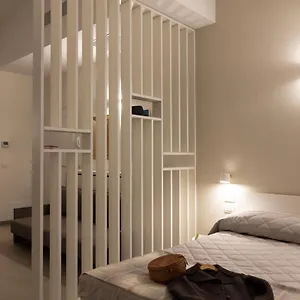 Apartament Cirene, Mediolan