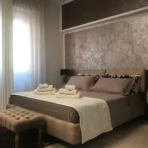 via-roma-12-verona.hotelinveneto.com/